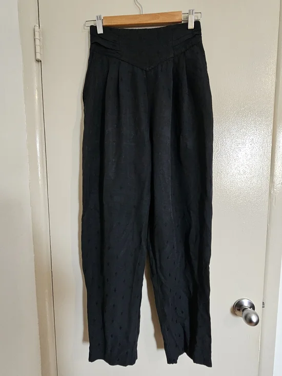 Men's Black Elastic-Waist Casual Pants - Picture 5 of 8